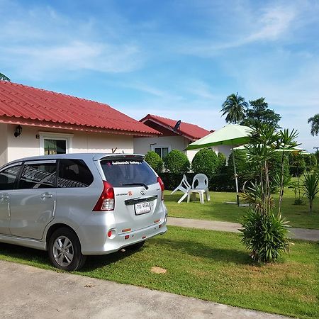 Moon River Resort Ubon Ratchathani Exterior foto