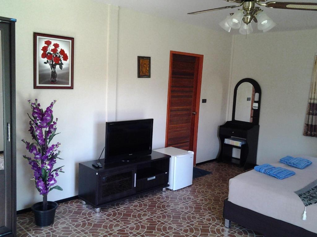 Moon River Resort Ubon Ratchathani Habitación foto